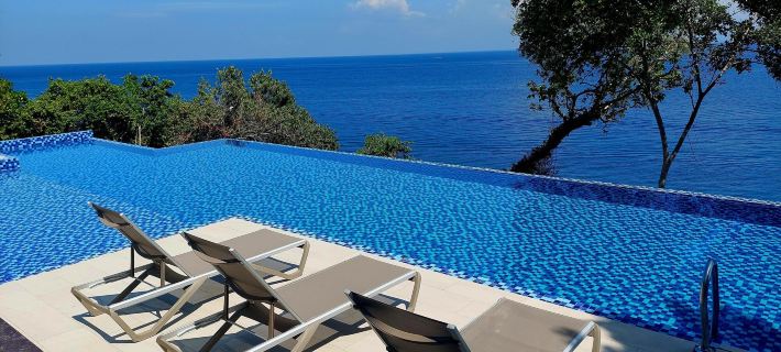 Alunan Resort Hotels in Besut