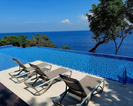 阿魯南度假村 停泊島酒店