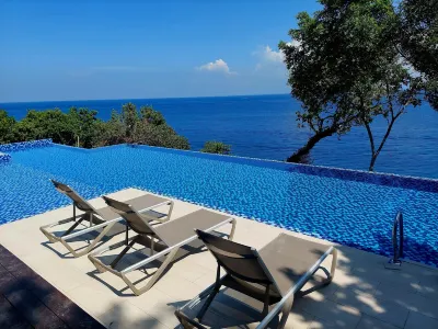 Alunan Resort Hotel dekat Turtle Sanctuary Beach