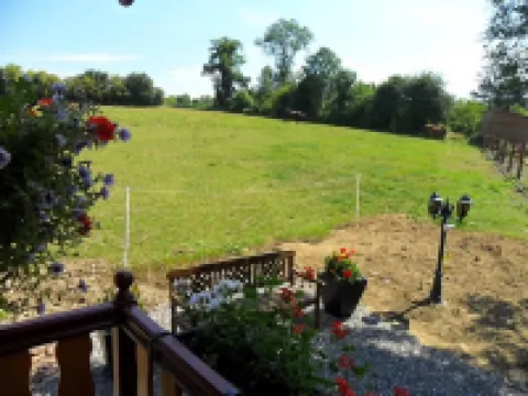 魯羅特小屋旅館酒店