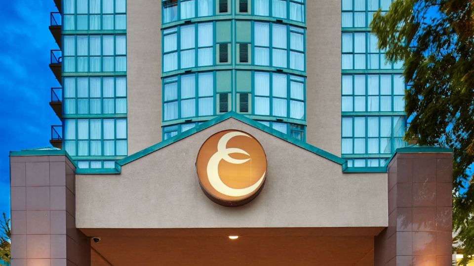 Executive Plaza Hotel & Conference Centre, Metro Vancouver