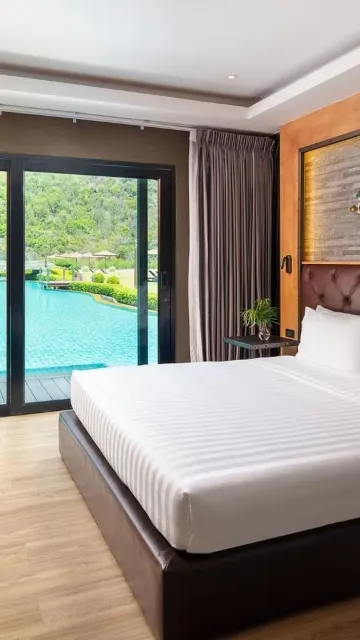 สูท 3 ห้องนอน ติดสระว่ายน้ำ