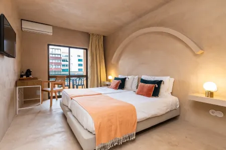 Casablanca Unique Hotel Отели в г. Monte Gordo