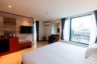 Frame Hotel Bangkok Các khách sạn gần J Park At Chinnakhet
