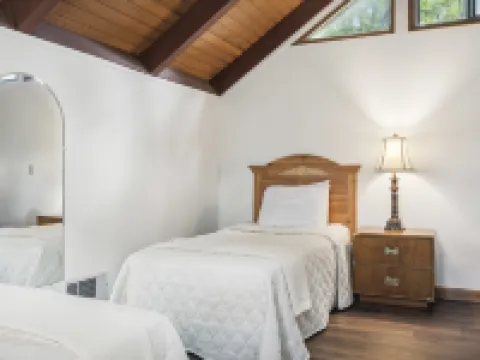 เปอตีต์ เครสต์ วิลล่า โรงแรมในPickens County