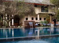 Lario Resort Sigiriya - Swimmingpools