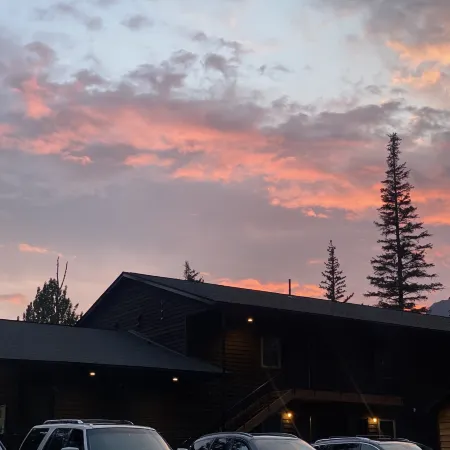 Spruce Lodge