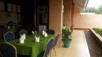 St Lira Hotel - petit déjeuner