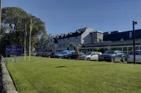 Best Western Kings Manor Hotel - parking