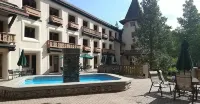 GetAways at Olympic Village Inn - Pools
