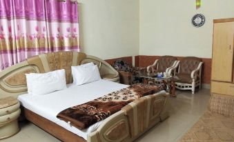 Hotel Paradise Inn