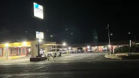 Americas Best Value Inn Ozona - parking