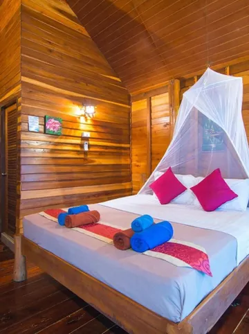 รูปภาพของทิวสน บีช รีสอร์ท