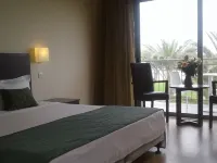 Natura Beach Hotel and Villas Hotéis em Pólis