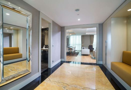 래디슨 블루 호텔 카이세리