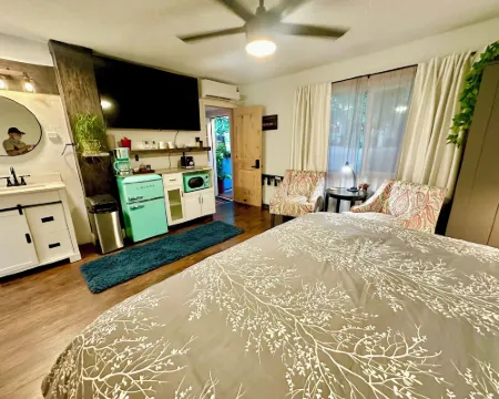 The Pines Inn and Cottages Hotels in Grass Valley