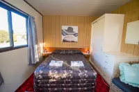 Rangiora Eco Holiday Park Hotels in Woodend