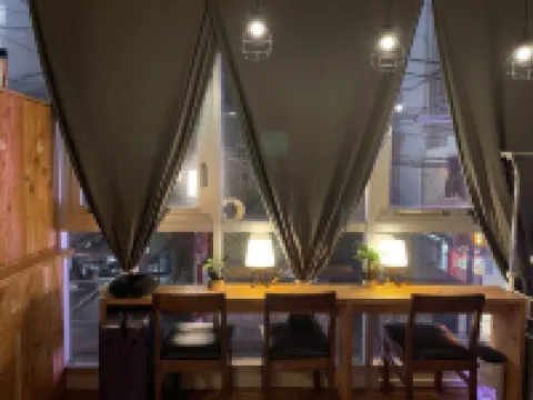 奇魯魯咖啡廳&青年旅館