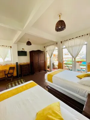 호텔 카사 데 라 팔마 Zihuatanejo Bay 주변 호텔