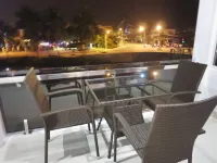 杜鵑花家庭旅館