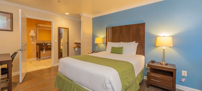 Ocean Pacific Lodge Hotels in Santa Cruz