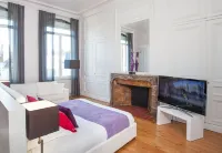 L'Esplanade Lille Hotels in Лілль