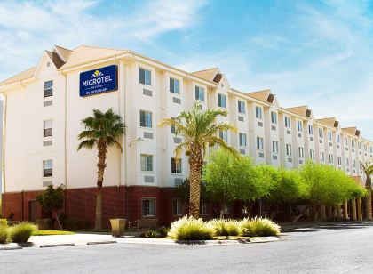 Microtel Inn & Suites by Wyndham Ciudad Juarez/US Consulate