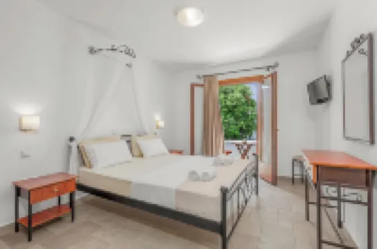 Anemonisia Skyrian Living