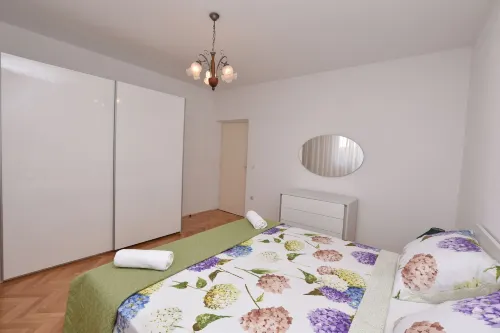 Apartments Kure
