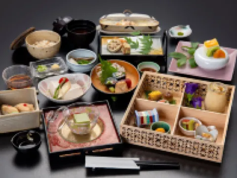 東學坊日式旅館 伊勢原市酒店