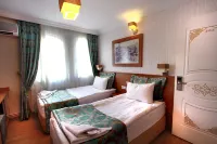Agora Boutique Hotel & Bistro - อ่างจากุชชี่