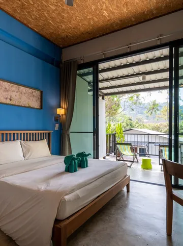 รูปภาพของเดอะสเตจ เกาะช้าง