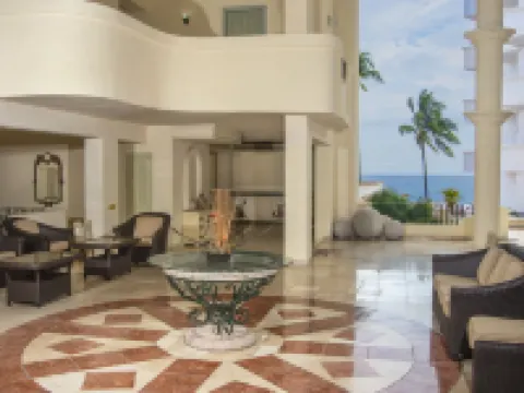 ホテル・トロピカーナ - ニア・オラス・アルタス・ストリート プエルト・バヤルタのホテル