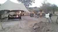 Pop Lamont Camp Hotels in Chobe