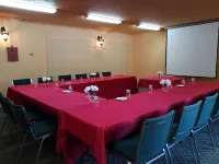 Hotellerie Jardins de Ville Hotels in North Hatley