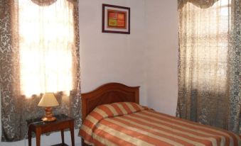 Hostal Volunteer House