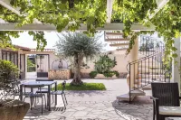 Terra Dei Limoni Hotels in Calabernardo