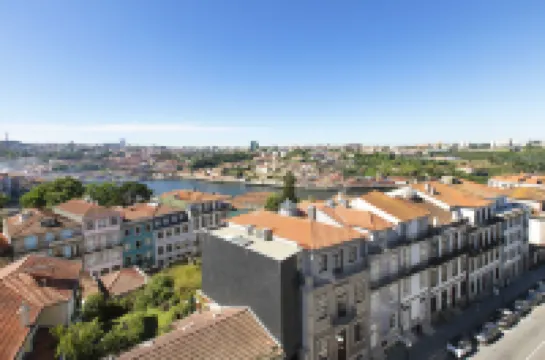 LV Premier Apartments Clerigos- RE1 Hoteles en Miragaia