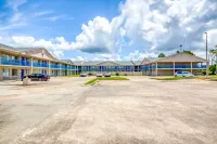 OYO Hotel Baton Rouge East I-12 Louisiana Hotels in Westminster