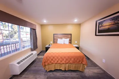 Garey Motel Hotels in Claremont