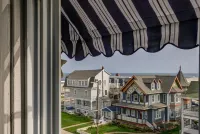 The Lillagaard B&B Hotels in Neptune Township