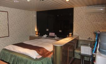 Que Sera Sera - Adults Only