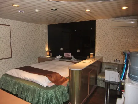 Que Sera Sera - Adults Only Отели в г. Ибараки