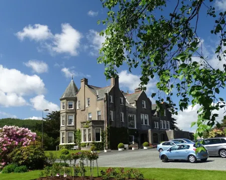 Enniskeen Country House Hotel Hotels in Newcastle