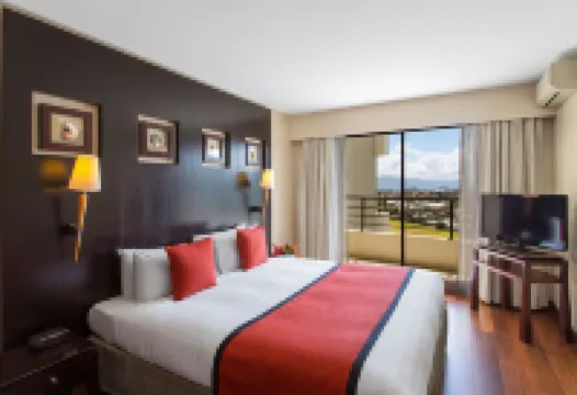 Ramada Hotel & Suites by Wyndham Noumea