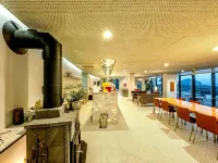 Jeju BOM Stay & Art Gallery Hotels near Soesokkak