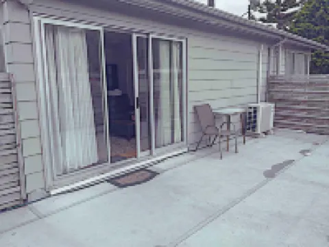 Newlands Court Motel