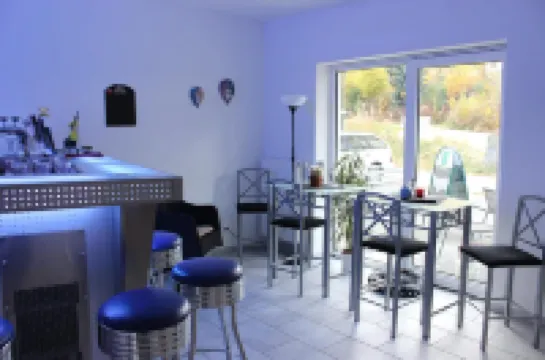 アパート ホテル アルモニー