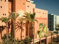 Bikini Island & Mountain Hotel Es Trenc -Adults Only- - parking