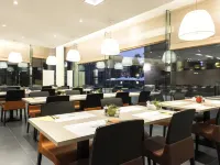 Novotel Mechelen Centrum Hotels near Technopolis Mechelen